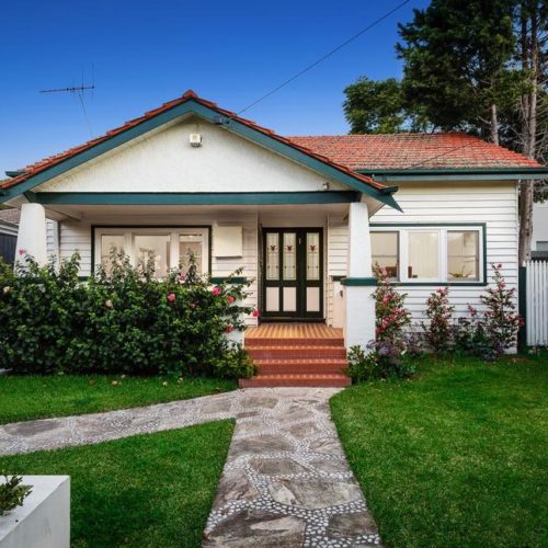 25 Gardenvale Avenue, Caufield South