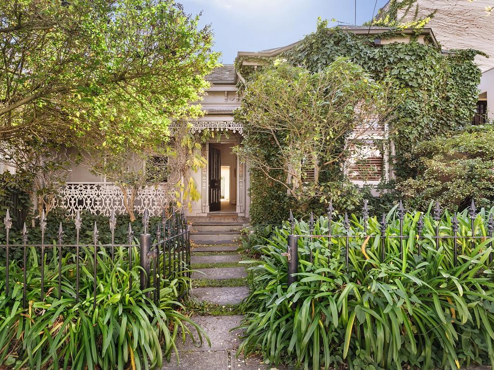 3 Millicent Avenue Toorak