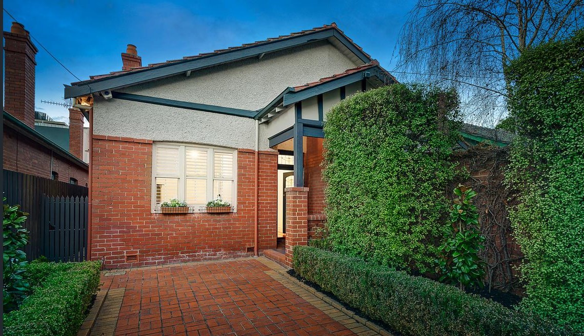 76 Kambrook Street, Caulfield North