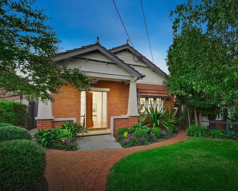 4 Brewster Street, Essendon