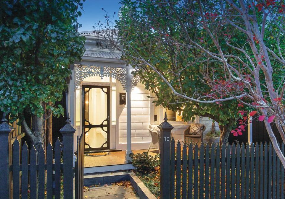 10 Violet Grove, Hawthorn